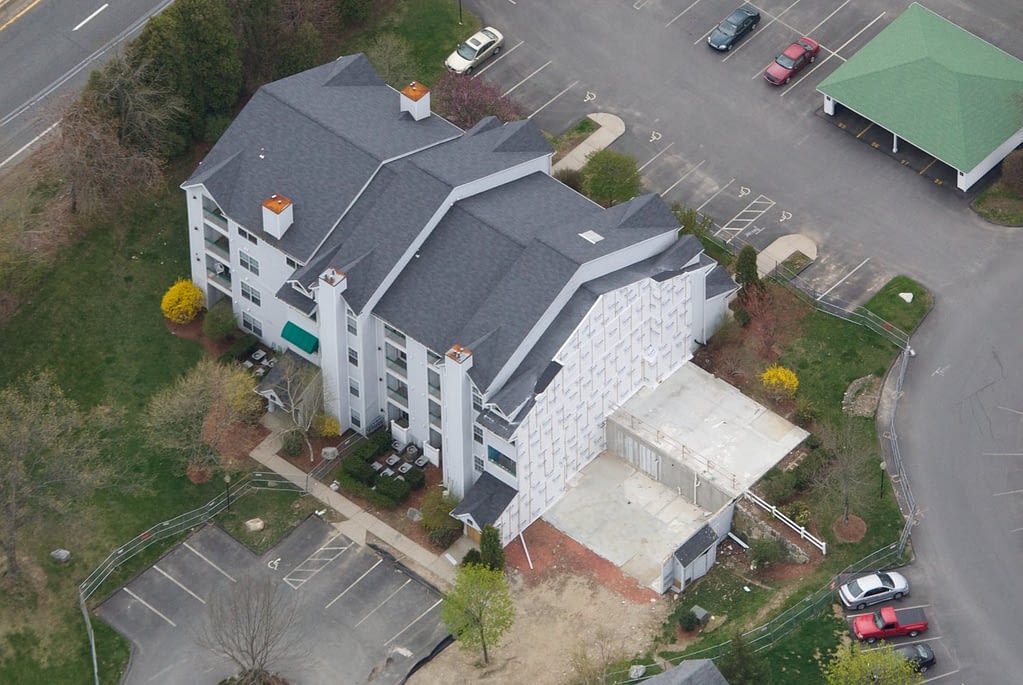 Apartment complex rebuilt